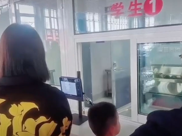 勝利十二中校園食堂建設